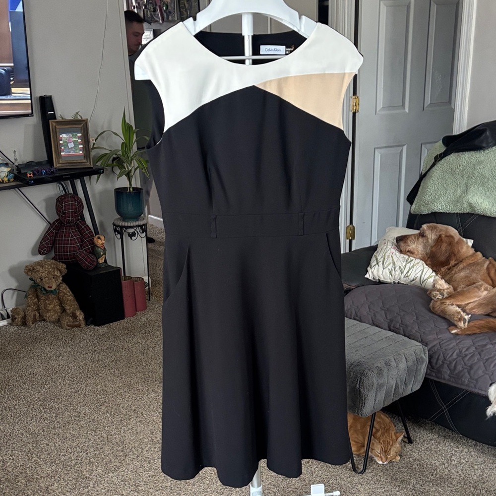 Calvin Klein Black, White, and Tan Midi Dress SZ 10 Career Wear